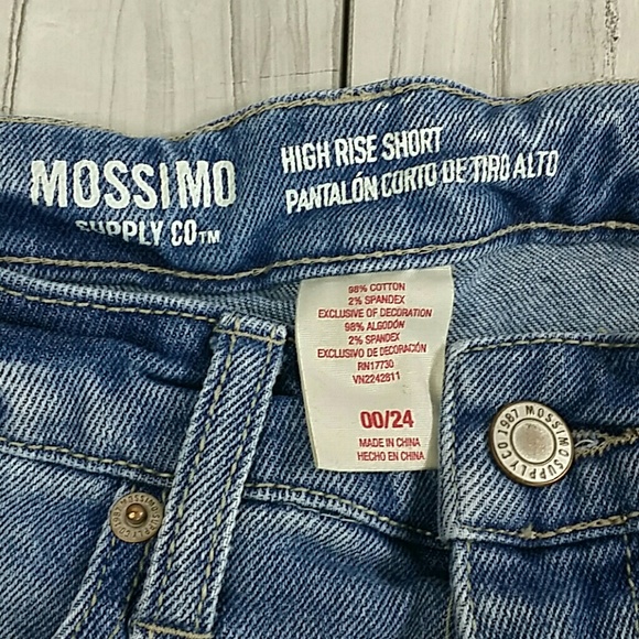 Mossimo Supply Co. - Picture 2 of 5
